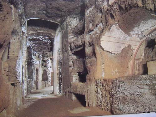 Древние катакомбы под Римом