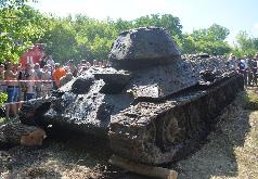 Со дна реки Дон подняли редкий танк Т-34-76