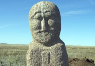 Загадочные балбалы ― каменные бабы в степях Евразии